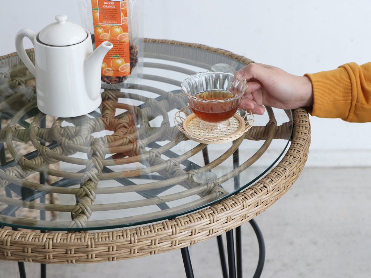 リゾネア カフェテーブル 高さ66.5cm ラタン調 ガラス天板 （ テーブル