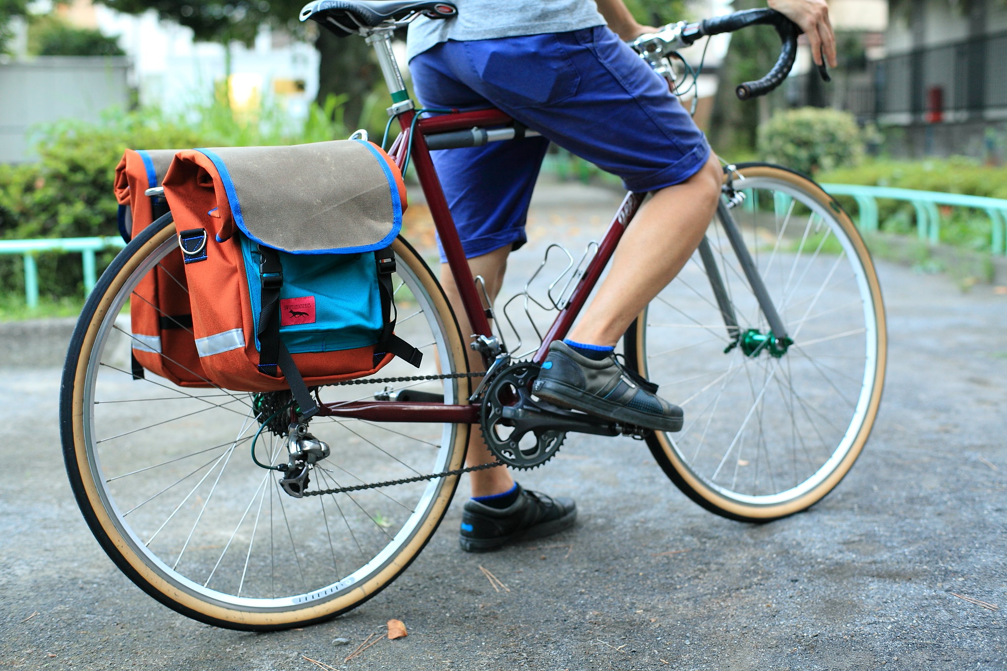 SWIFT INDUSTRIES* bandito bicycle bag (ecopak/coyote) - BLUE LUG
