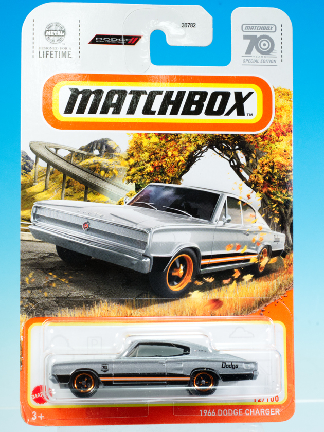 レビュー マッチボックス 1966 ダッジ チャージャー : ミニカー沼