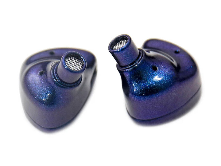 水月雨「Moondrop Starfield」 星空をイメージした金属シェルが美しい