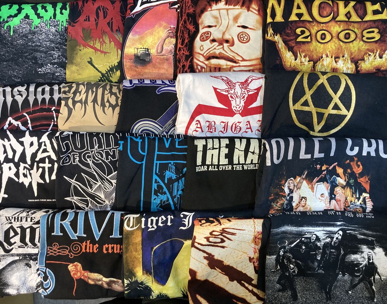 ヤフオク出品中】□バンドTシャツ 大量 まとめ売り！ ヘヴィメタル