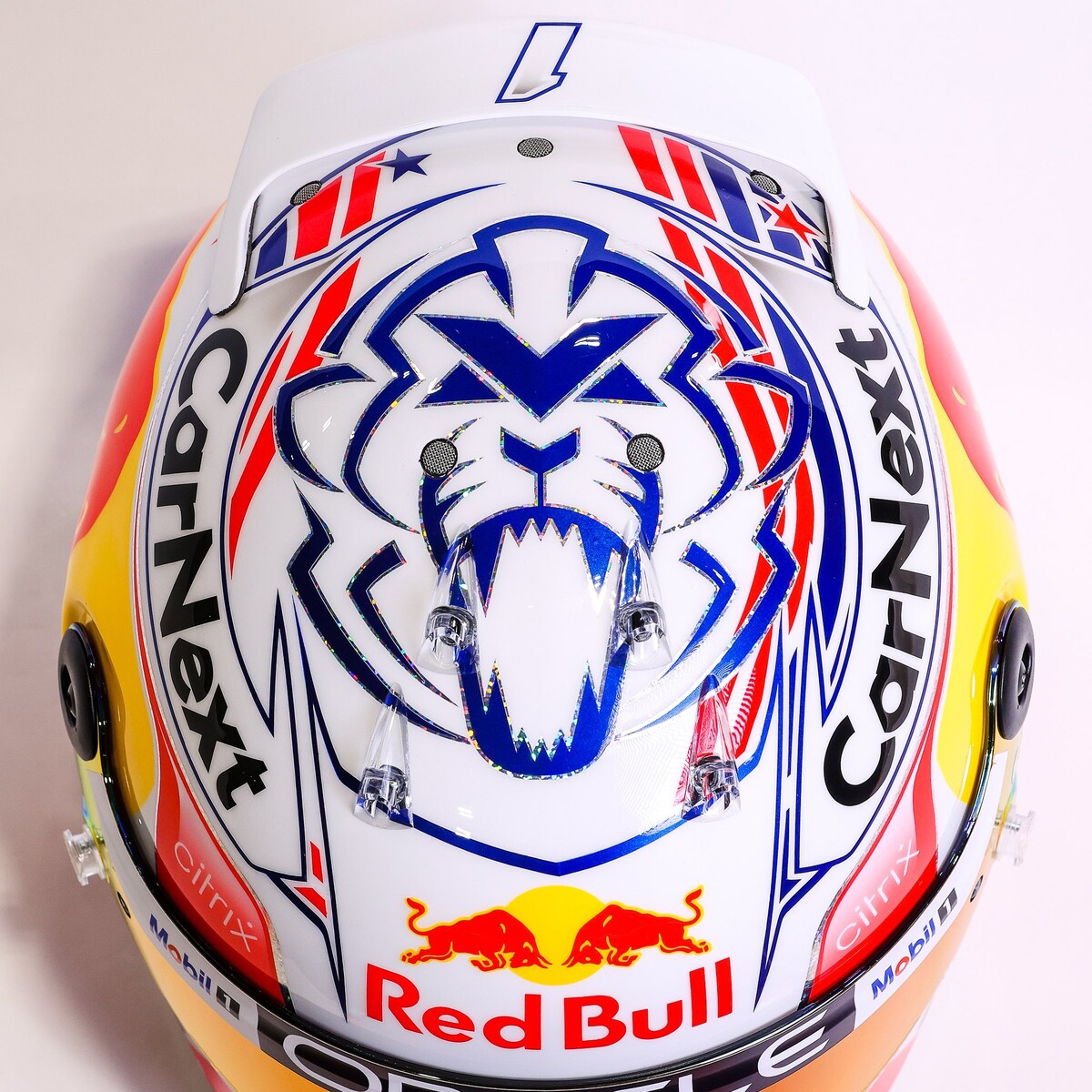 マックス・フェルスタッペン、アメリカ仕様のヘルメット : F1通信jp