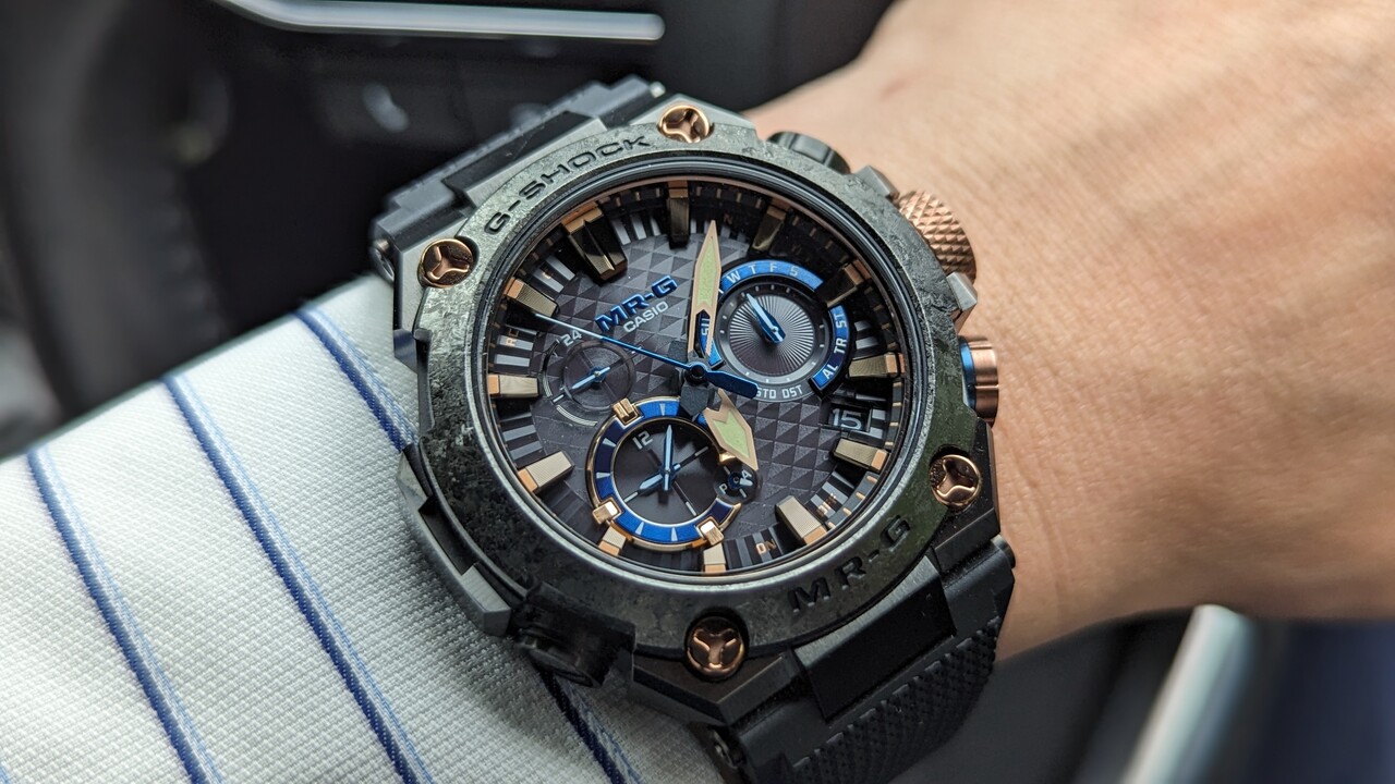 勝色MR-G「MRG-B2000R-1AJR」が、生産終了後1年半経過しても発売中！何