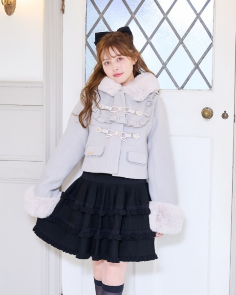 ビジューリボンショートフードコート ｜ LIZ LISA（リズリサ）公式通販