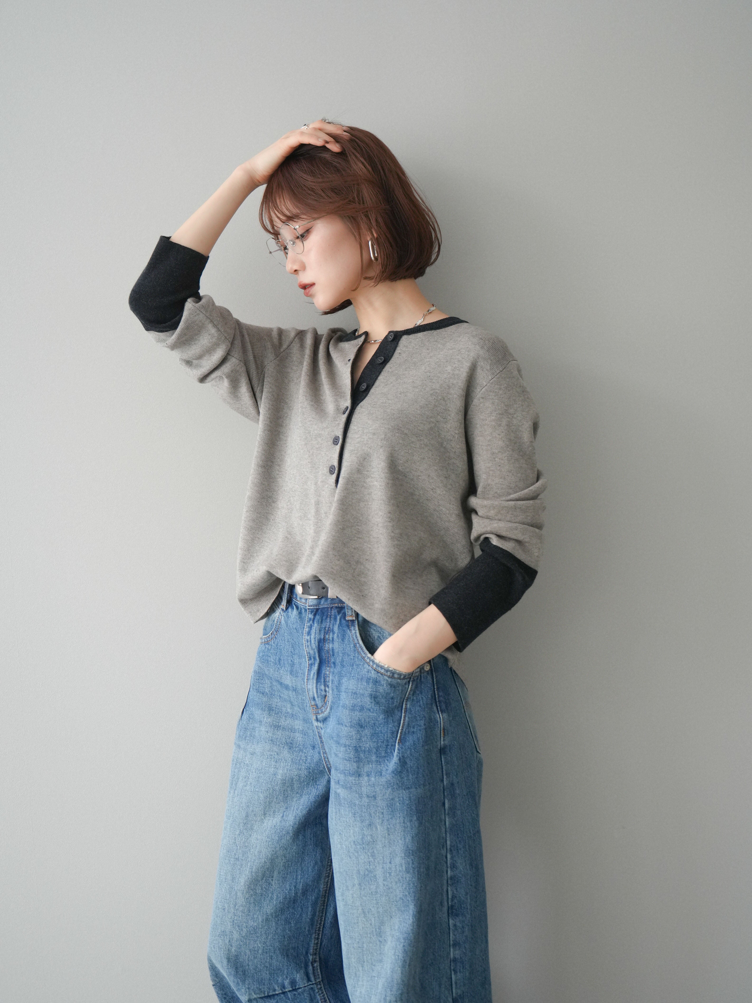 SET]ヘンリーネック配色ニットソー+ベルト付3Dカーブワイドデニム