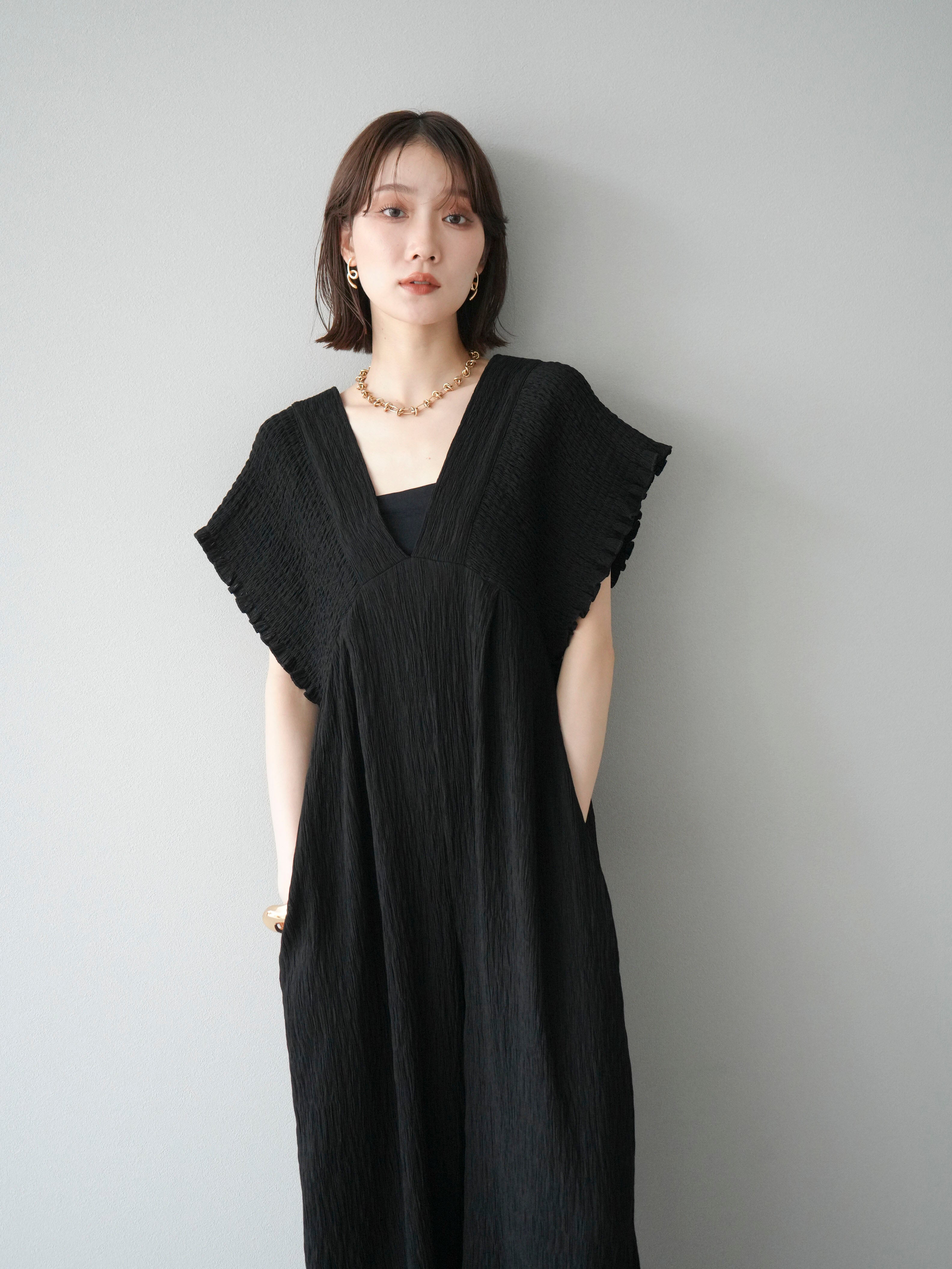 予約]楊柳シャーリングサロペット/ブラック – Lumier