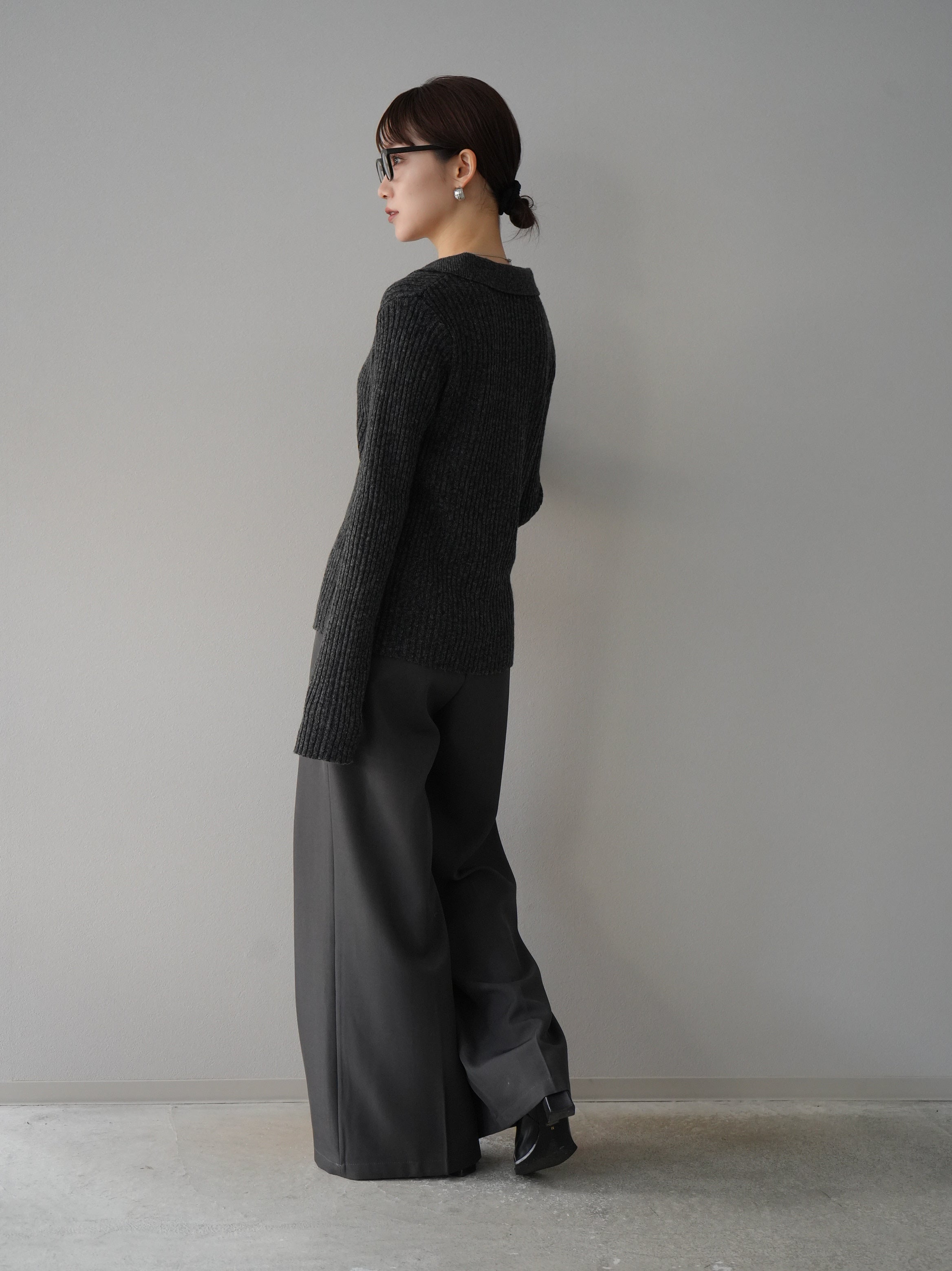 予約]ベルトデザインタックワイドパンツ/グレー – Lumier