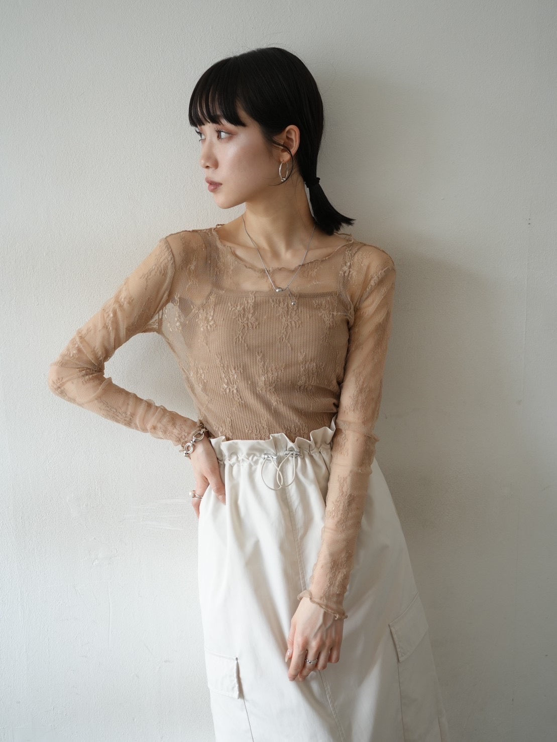 チュールレーストップス/ベージュ – Lumier