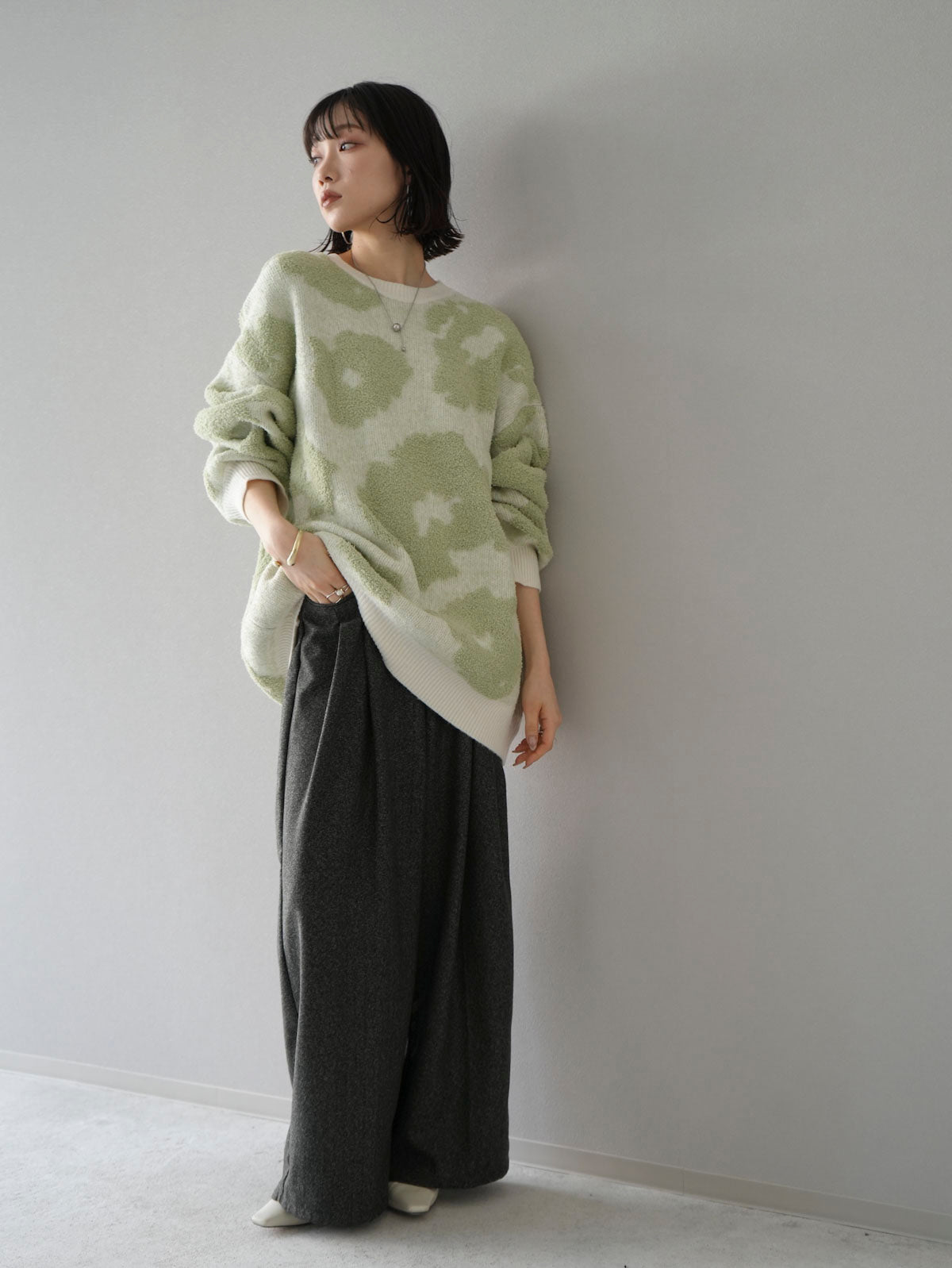 予約]異素材ニュアンス柄ニット/アイボリーxグリーン – Lumier
