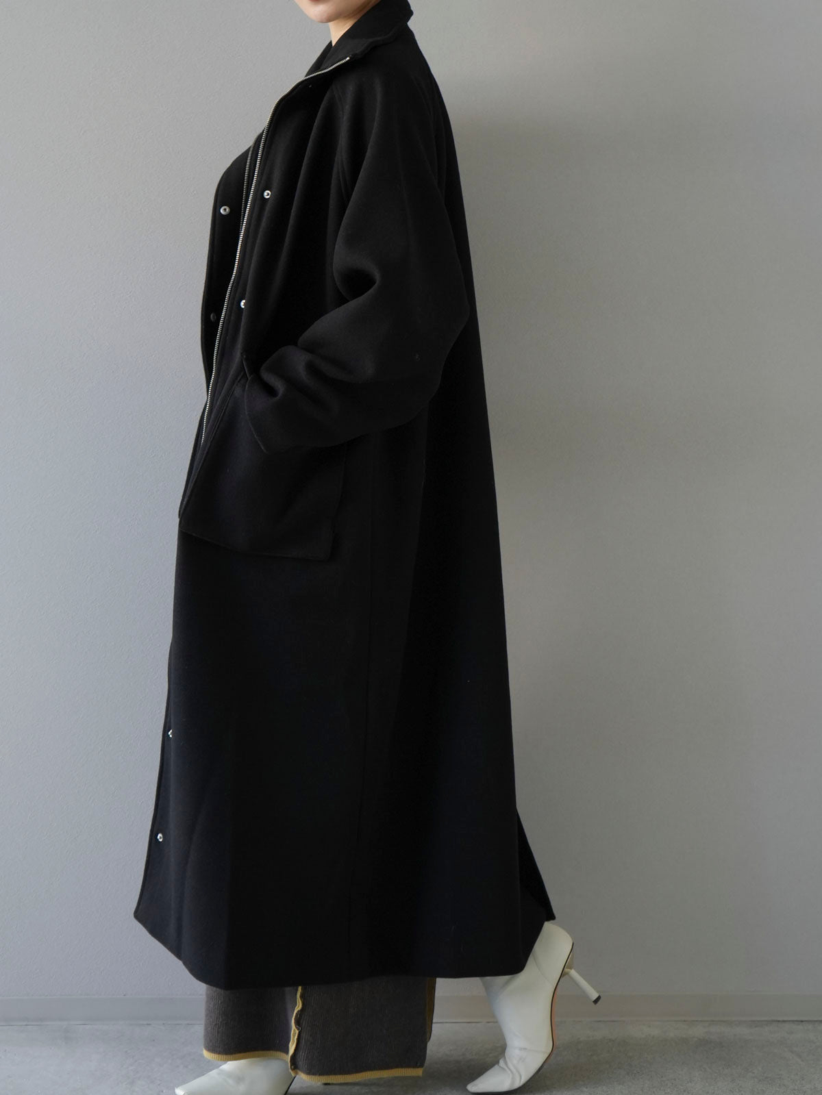 予約]ウールタッチスタンドカラージップコート/ブラック – Lumier