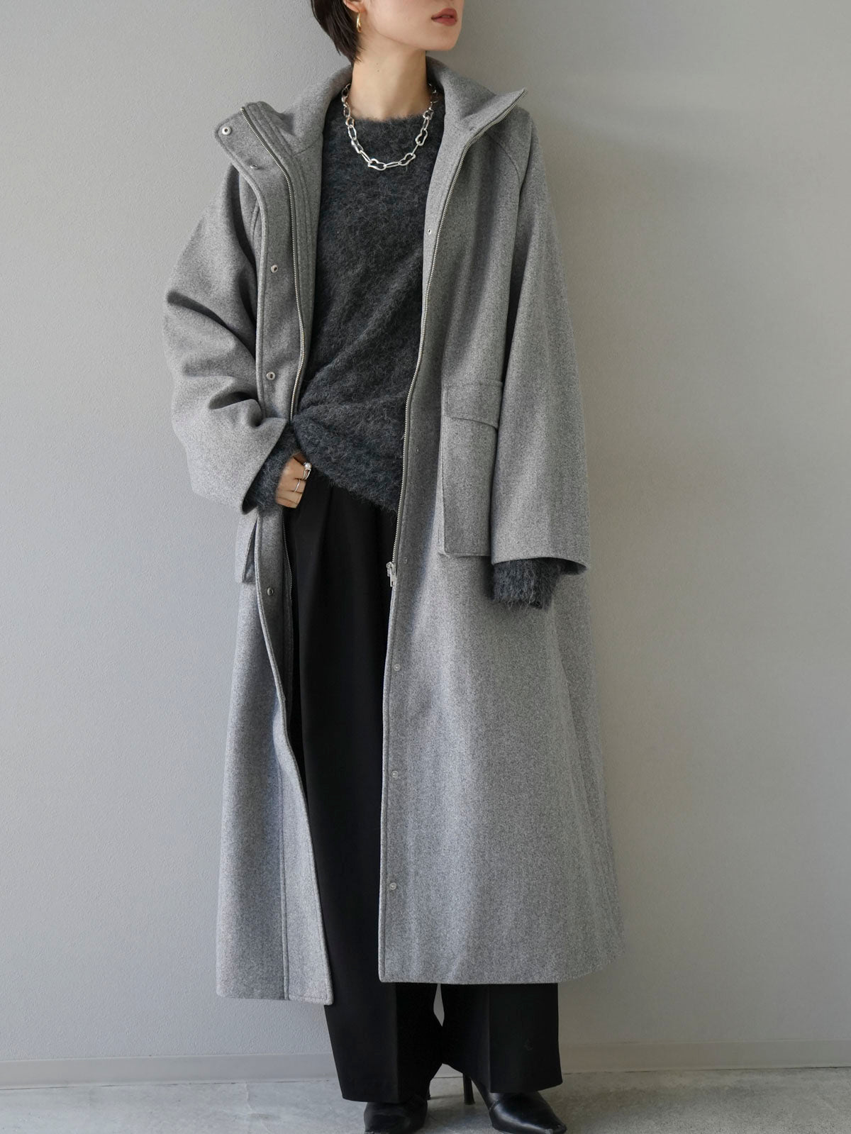 予約]ウールタッチスタンドカラージップコート/グレー – Lumier