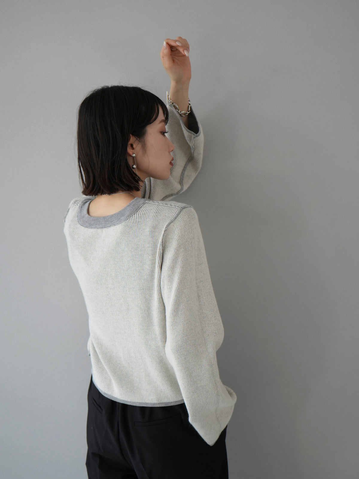 予約]リバーシブル配色リブニットトップス/グレー – Lumier