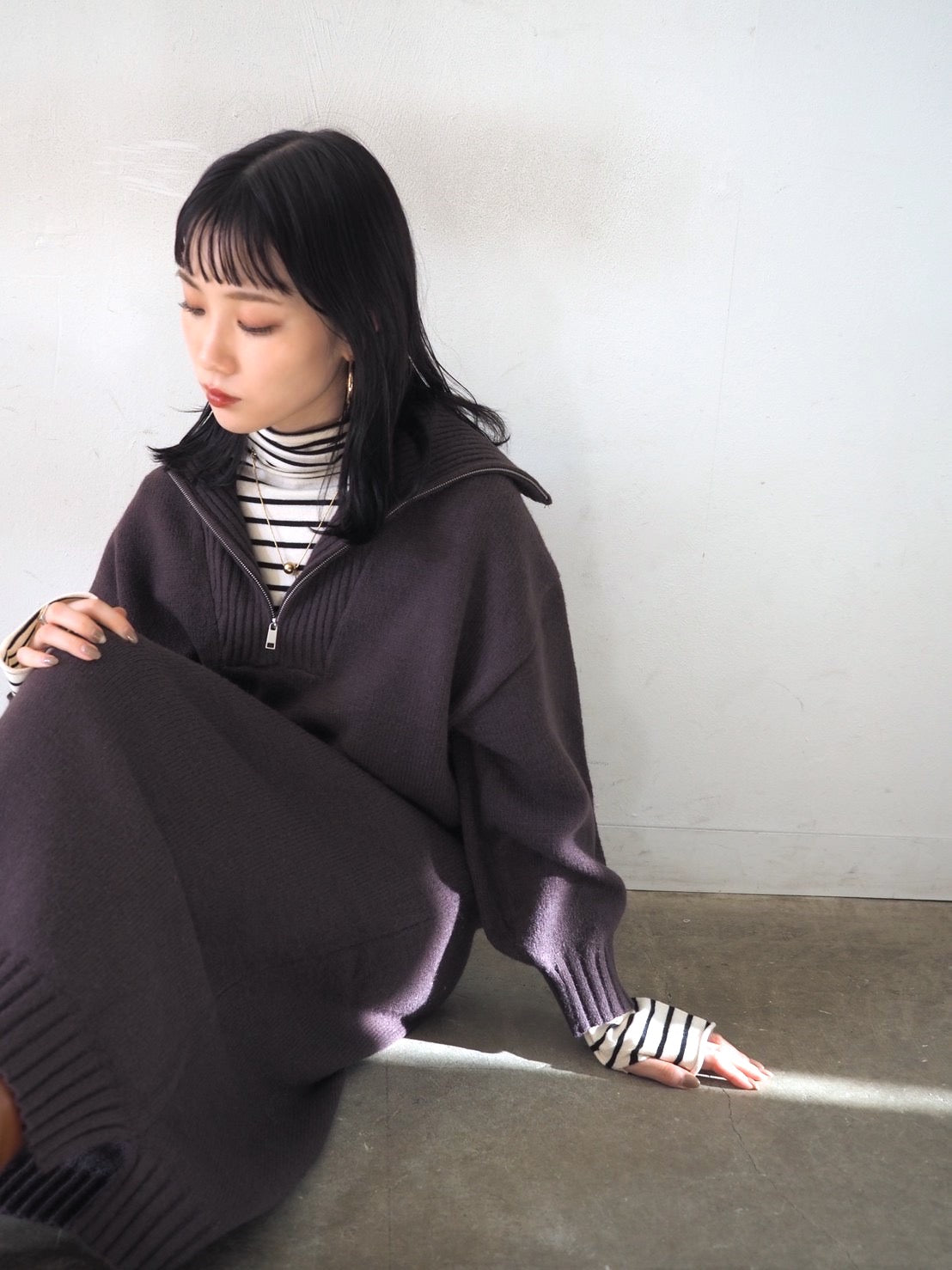 予約]フィンガーホールタートルネックニットトップス/ボーダー – Lumier