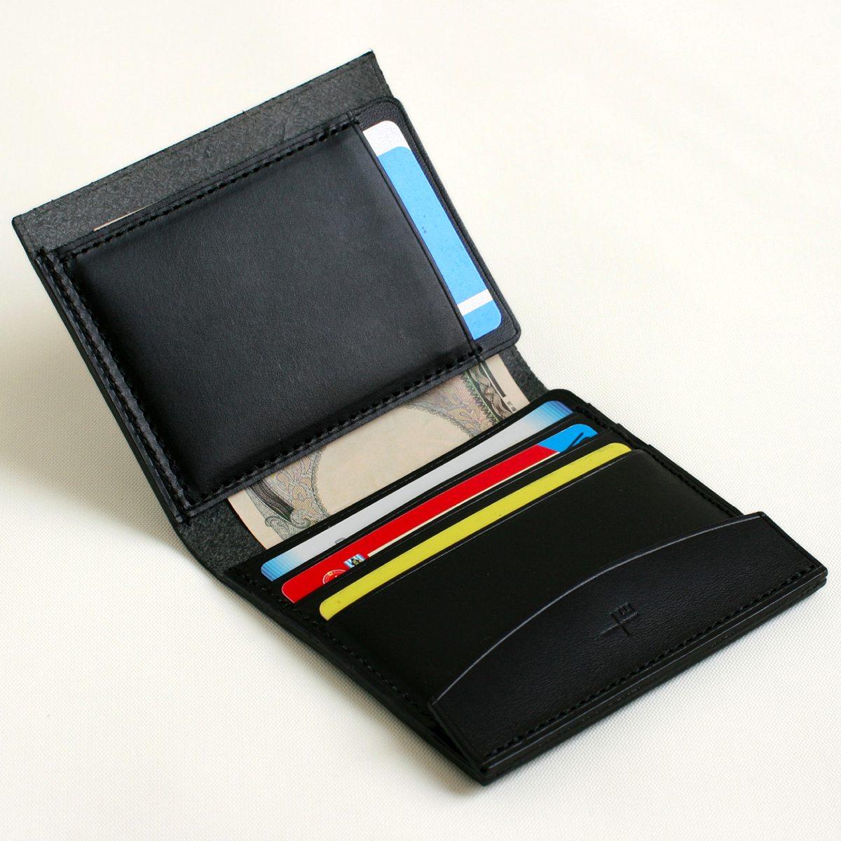 FERMA WALLET Short | m+ online