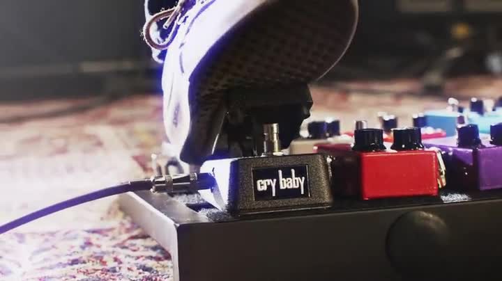 Jim Dunlop CBM95 Cry Baby Mini Wah : Amazon.ca: Musical