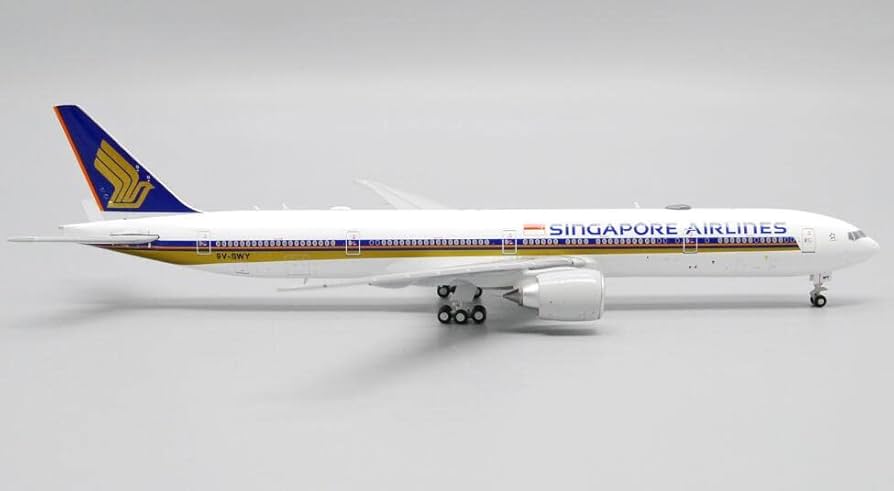 Amazon | JC Wings 1:400 EW477W009 Singapore Airlinesシンガポール