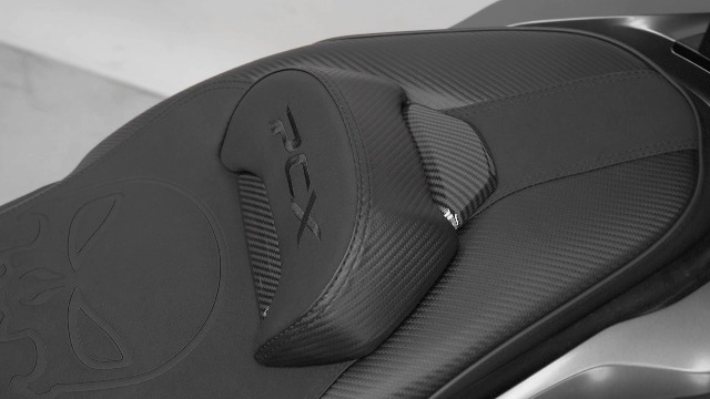 Amazon | Entrotech PCX シート ローダウン カスタム クッション