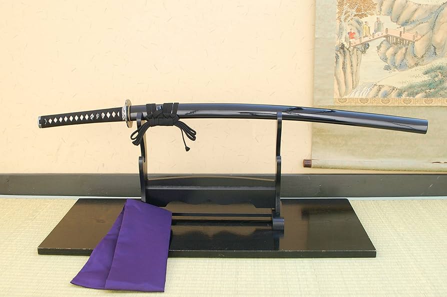 Amazon.co.jp: しのびや 高級居合刀 旗本三男坊拵 新之助 2尺4寸5分