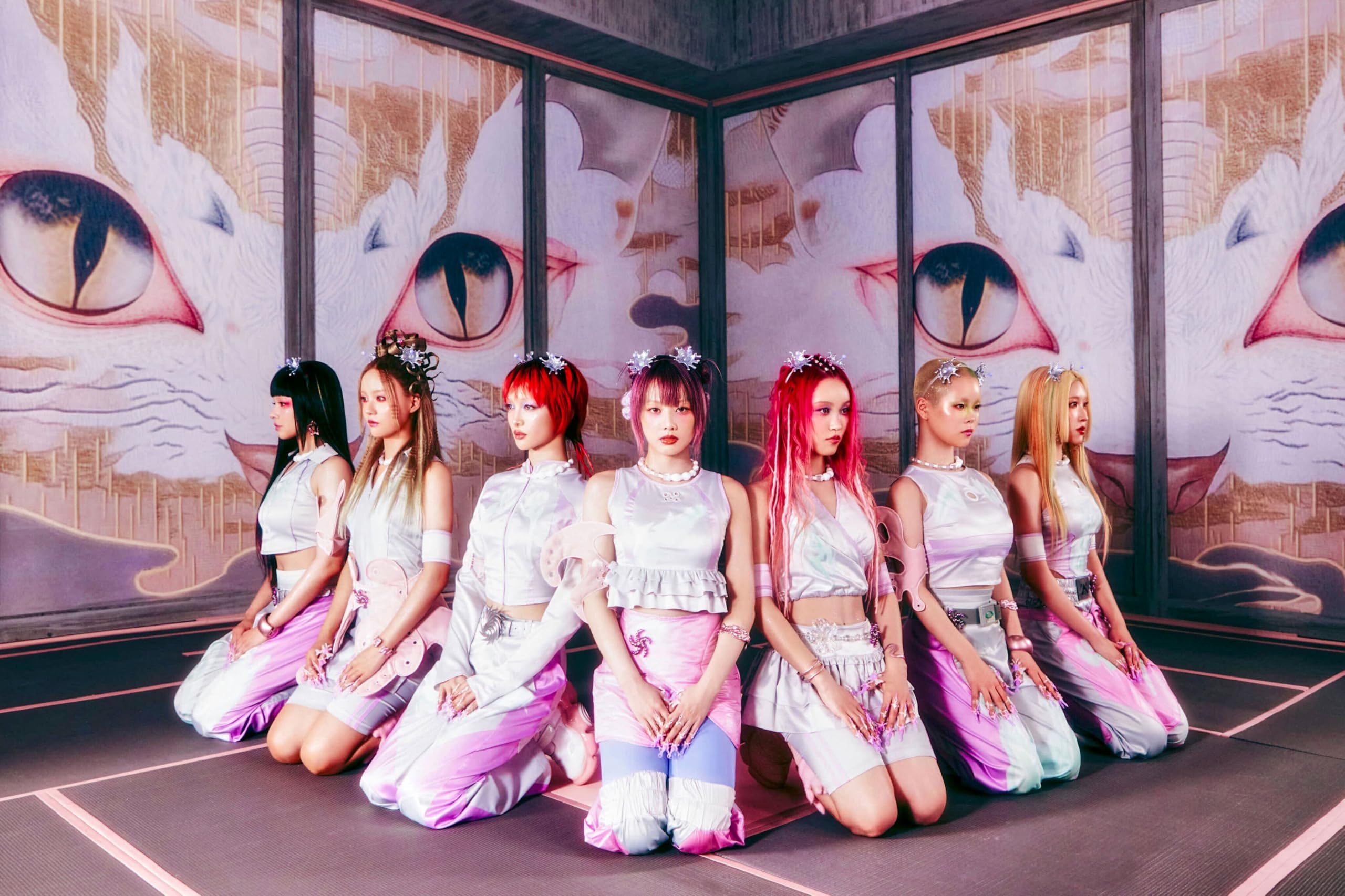 Amazon.co.jp: XG AWE 2nd Mini Album Regular Version with Tracking