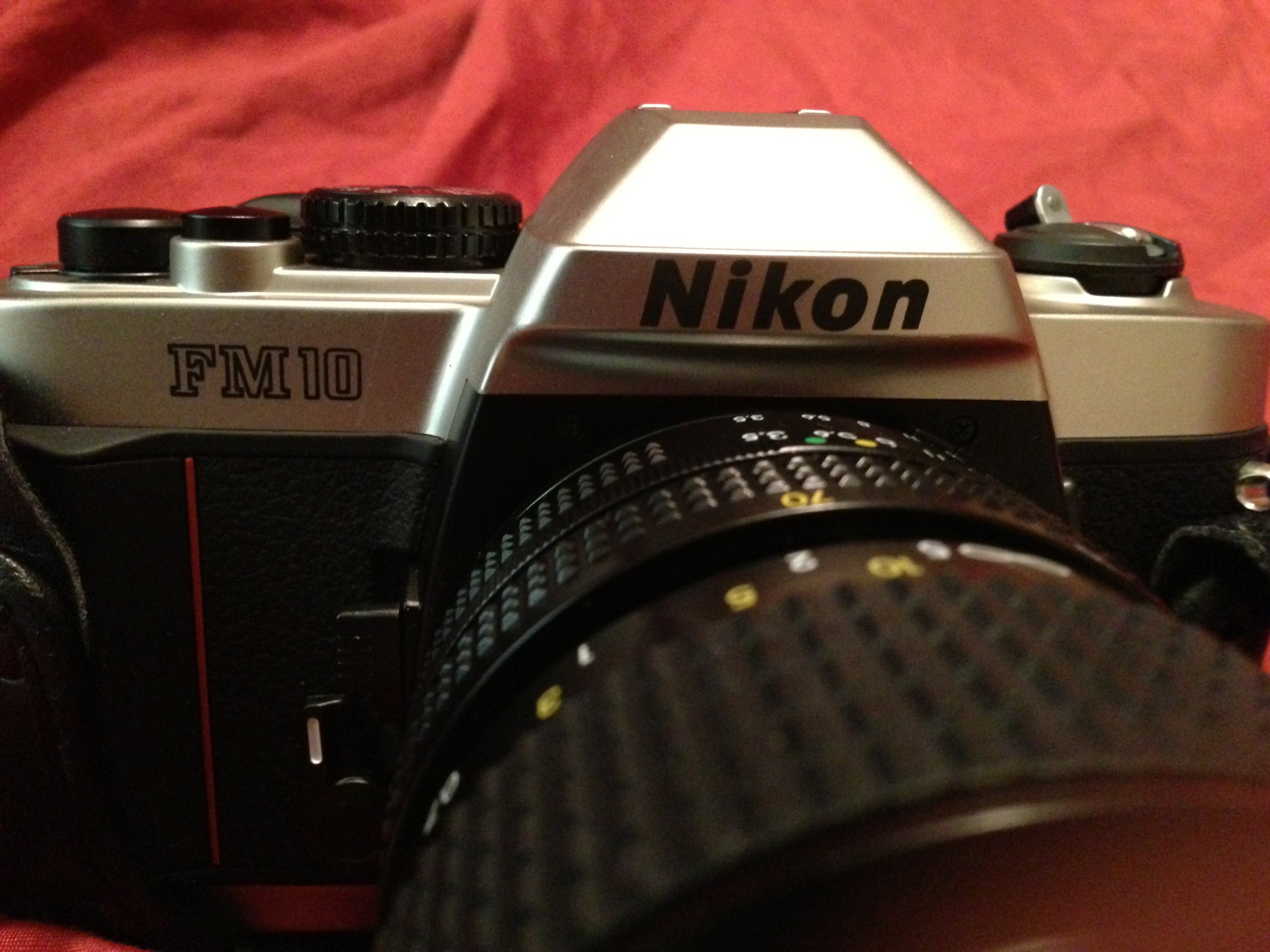 Amazon.com : Nikon FM-10 35mm SLR Camera Kit with 35-70mm F3.5-4.8