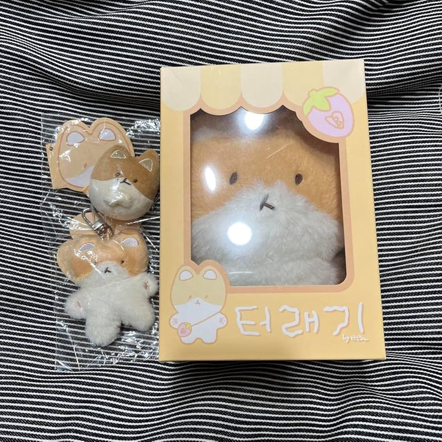 Amazon.co.jp: EXO トレギ ぬいぐるみ キーリング ベッキョン : おもちゃ