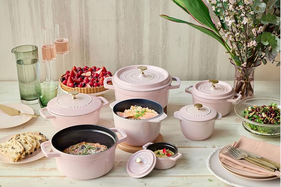 Amazon.com: staub La Cocotte de GOHAN Sorbet Rose Z1030-213 La