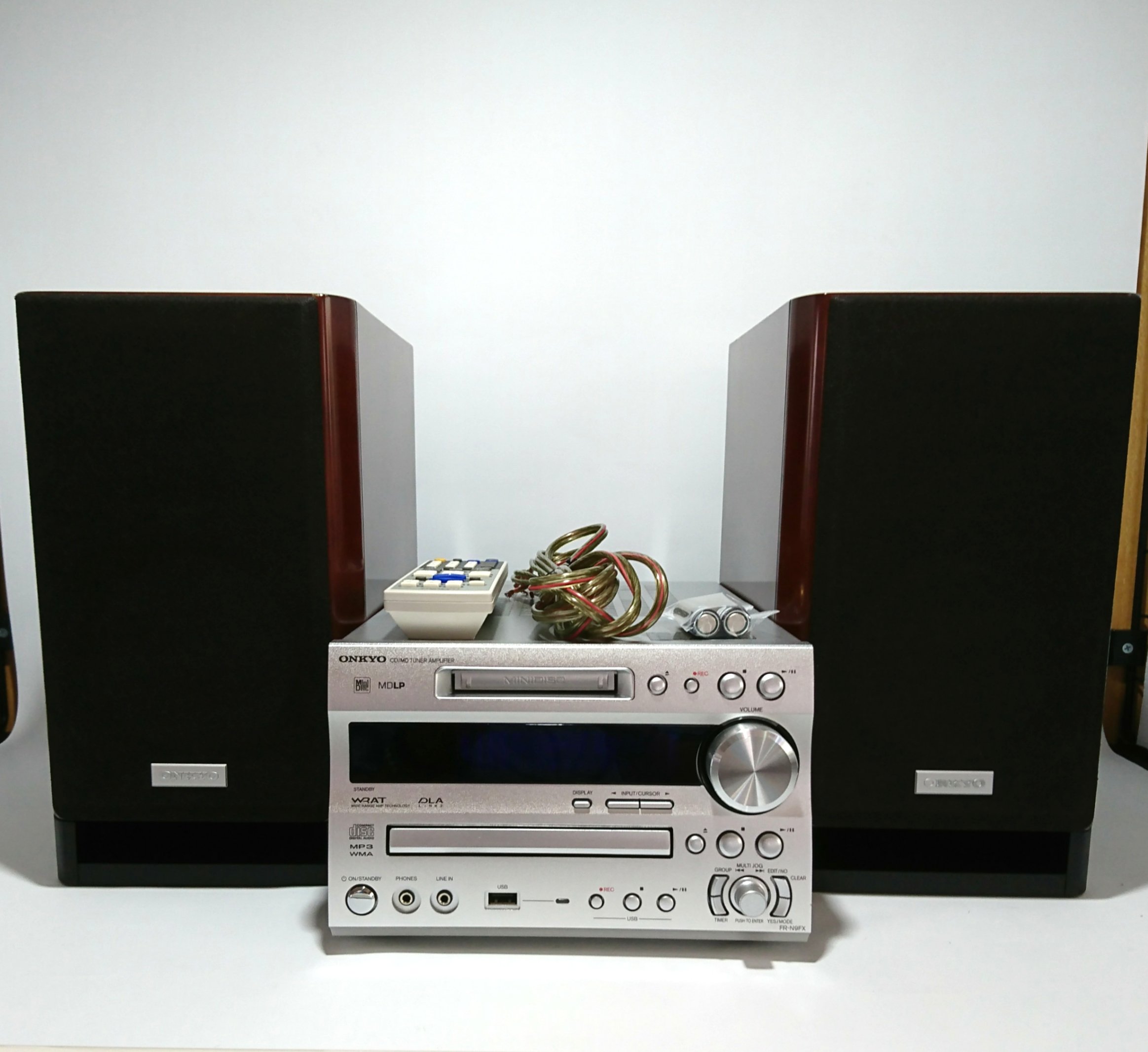 Amazon.co.jp: ONKYO CD/MDチューナーアンプシステム 木目 X-N9FX(D