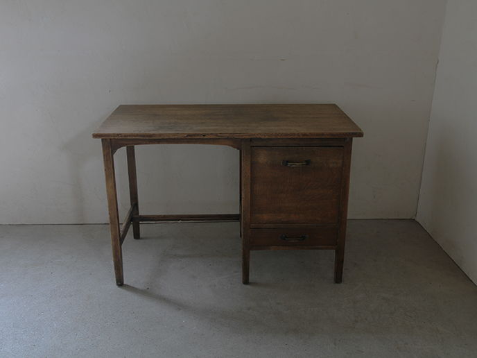 イギリス アンティーク オーク材 古い片袖机 デスク | MANSIKKA