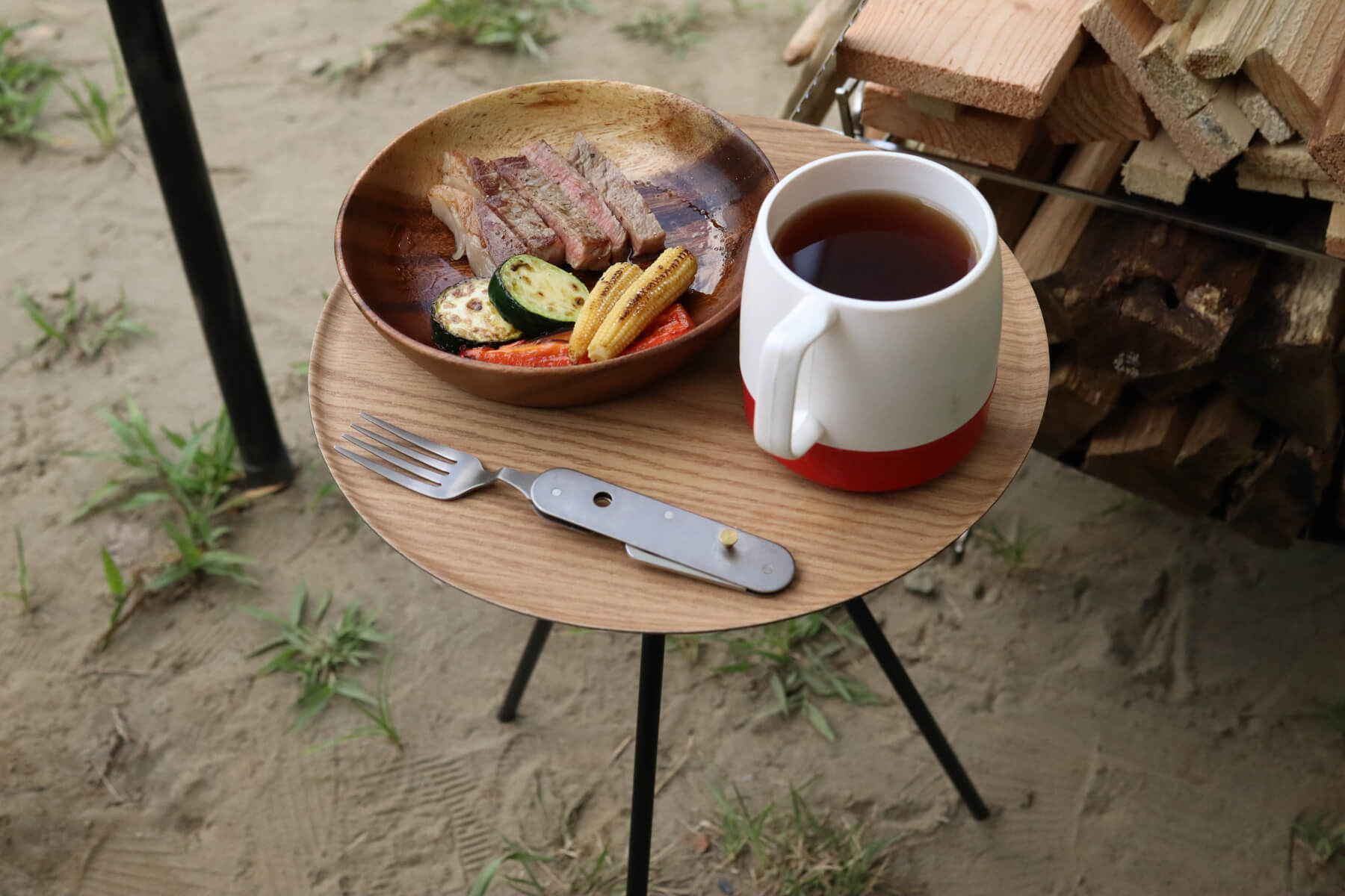 ヘリノックス テーブルオー / オーク レビュー。心和ます丸型サイド