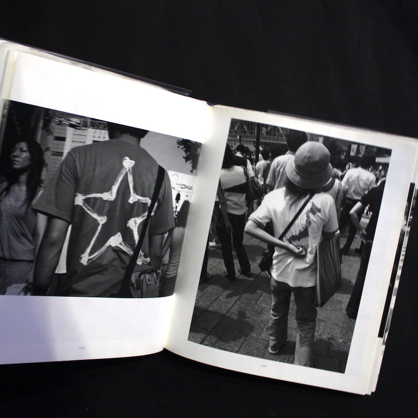 シブヤ、シブヤ / Shibuya, Shibuya（Signed, With OBI） - 石元 泰博