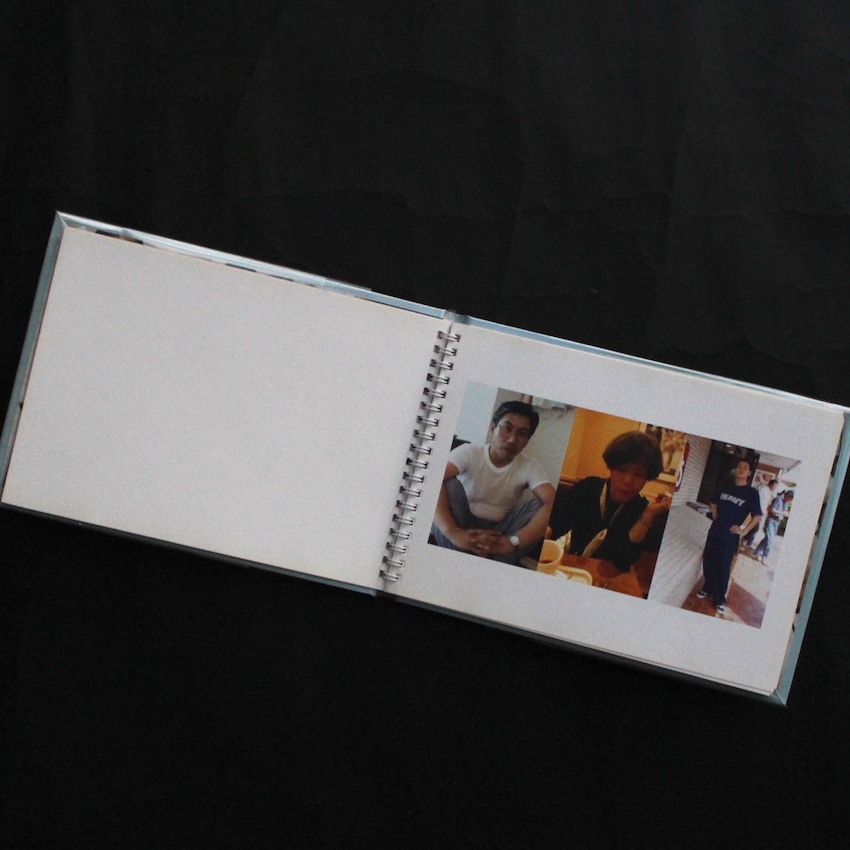 家族 / Family（Signed） - 長島 有里枝 / Yurie Nagashima