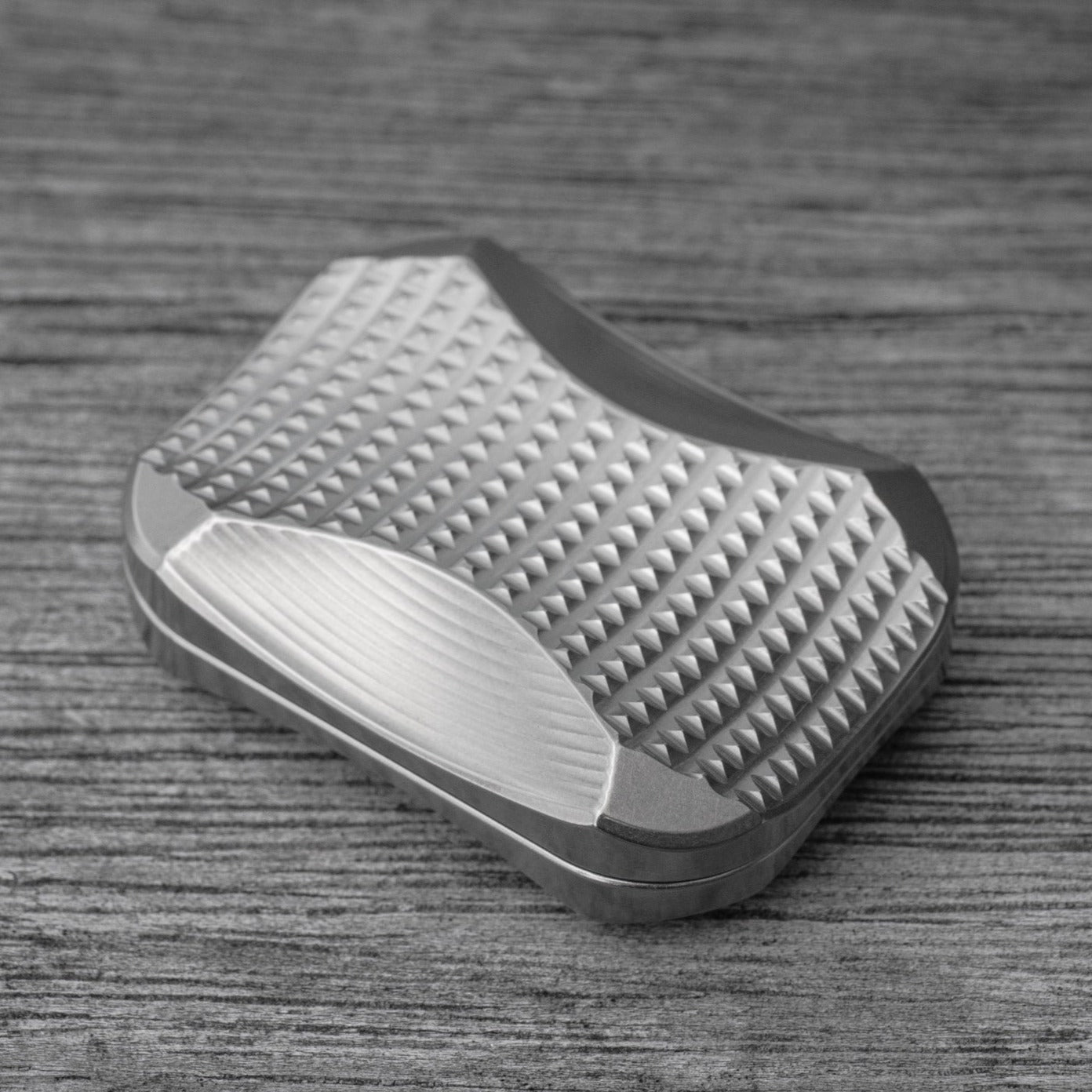 Toad™ - 2-Click Titanium Slider – Magnus Store