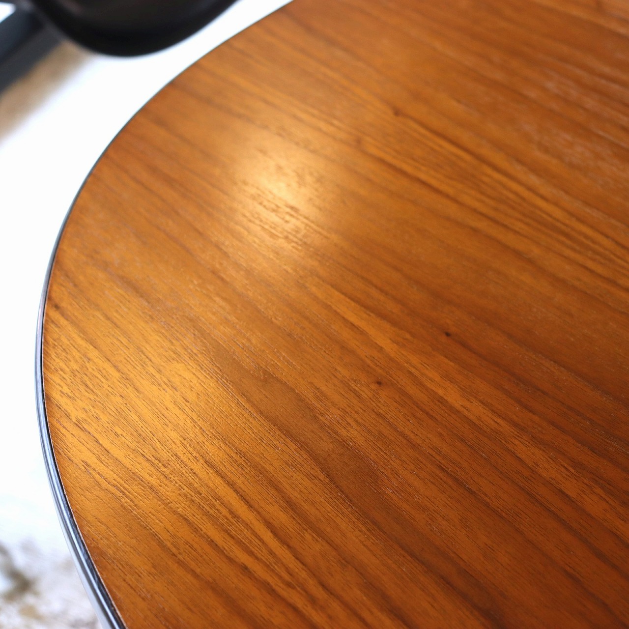 ハーマンミラー製セグメンテッドベーステーブル | ダイニングテーブル