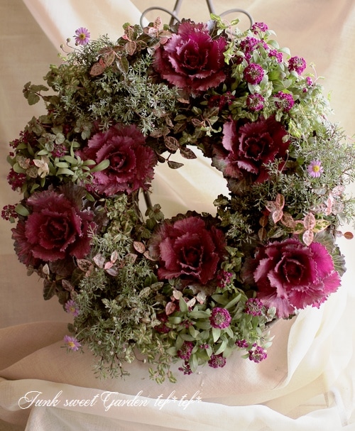 フラワー・リース Erika ✨Van Isle Erika✨ hybridized by Trevor Hoff of Cable Bay Dahlias