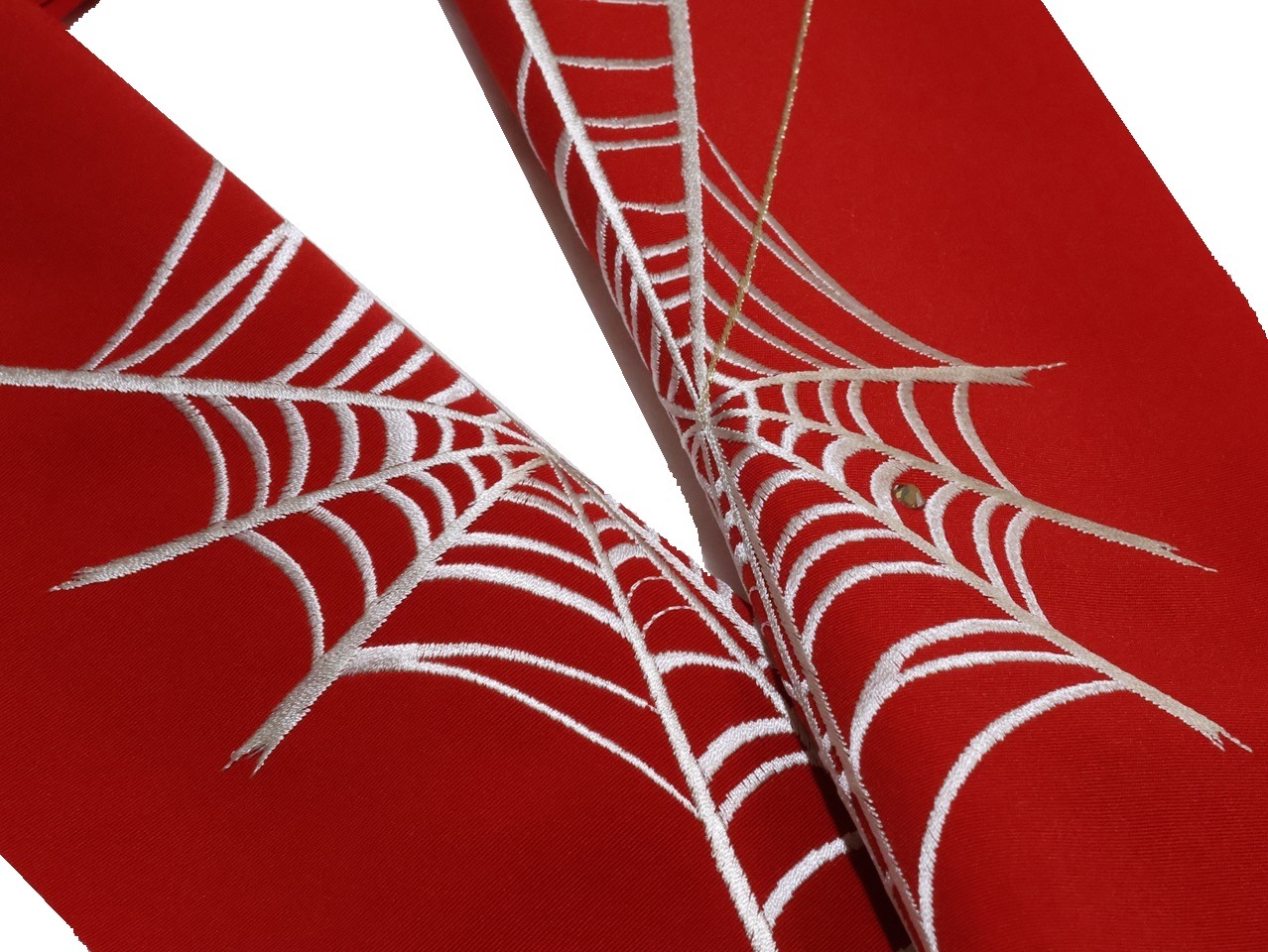 刺繍半衿「赤色の地に銀色の蜘蛛の巣の刺繍」 | 半衿、伊達衿,半衿