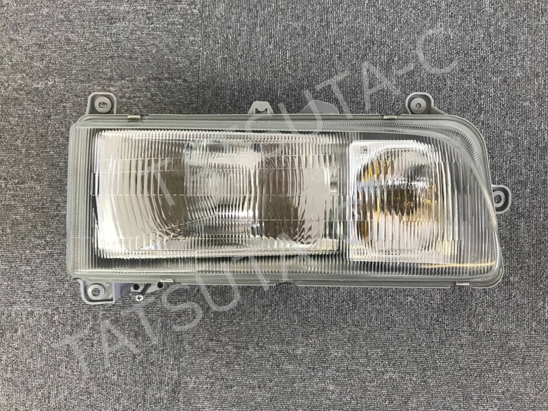 ヘッドライト 運転席側 RH 日野 ライジングレンジャー/スペース