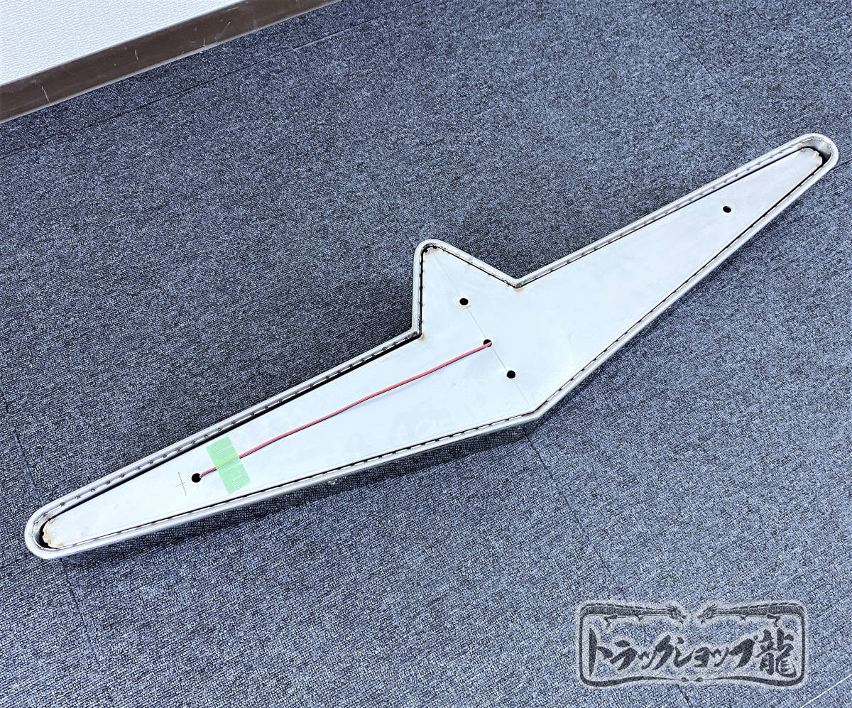 ステンレス 大型 バスマーク アンドン 【鱗柄】 奥目 表面R仕様 8mm丸