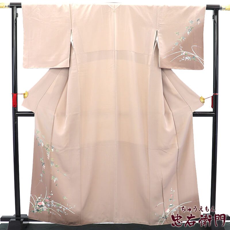 中古】 訪問着 一つ紋 五三の桐 袷 レディース 正絹 薄茶 草木柄 上品