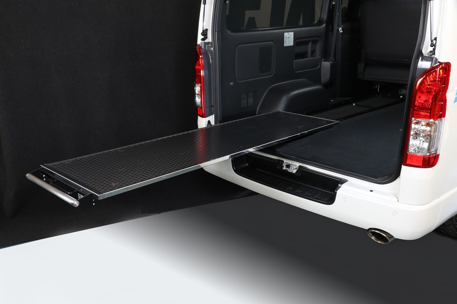 ハイエース スライドフロア セパレートタイプ -ハイエース200系専門店