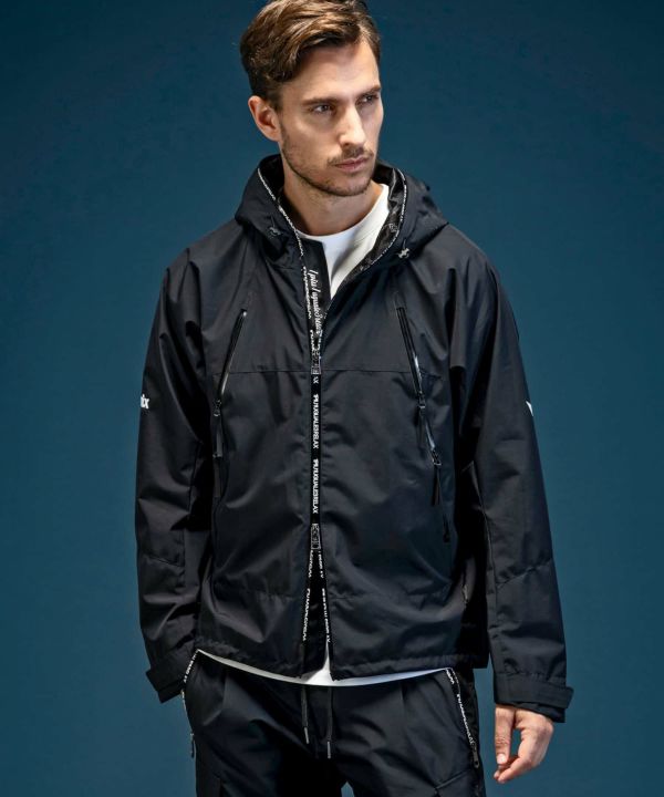 マウンテンパーカー WINDSTOPPER プロダクト by GORE-TEX LABS