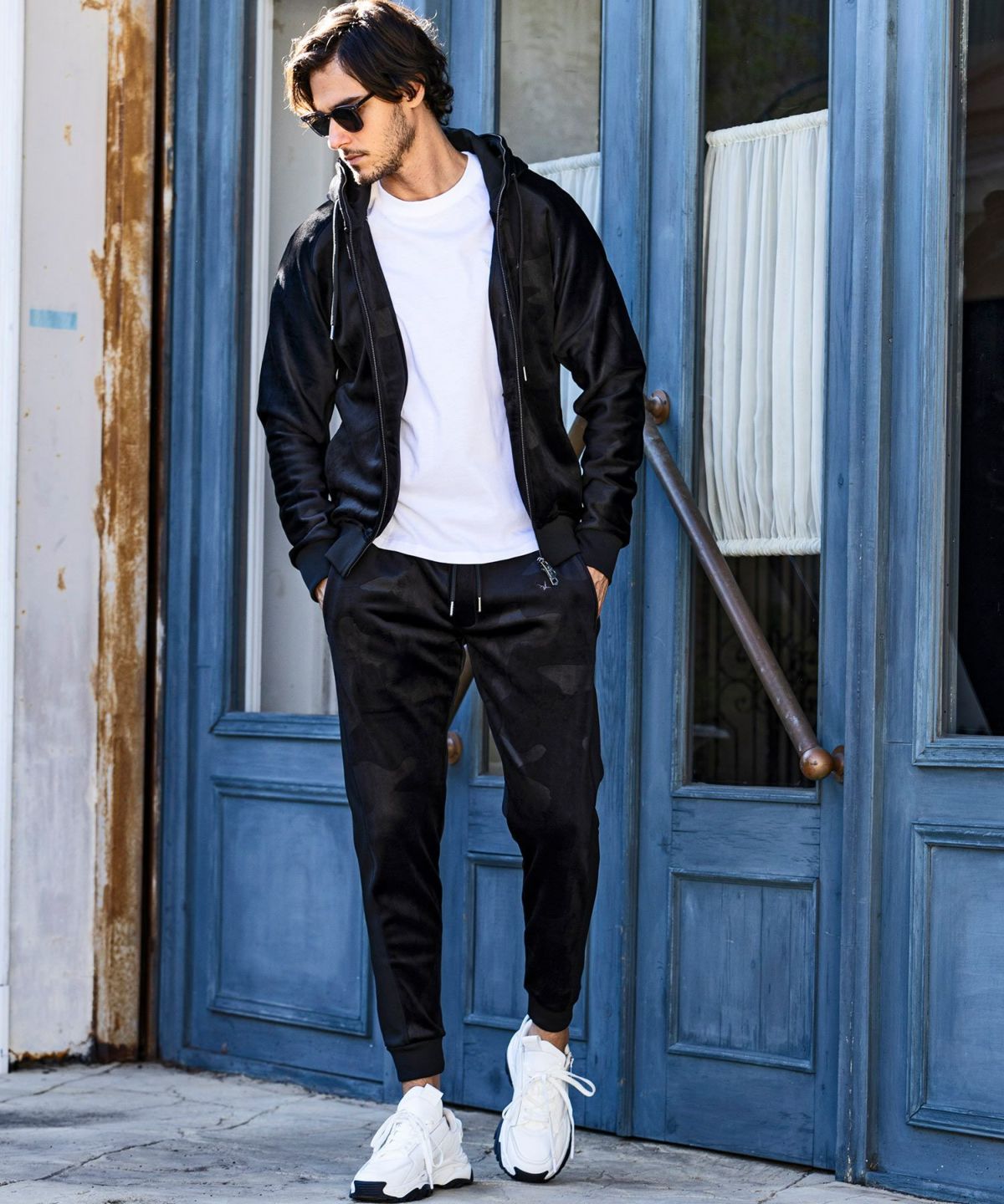 カモ柄ベロアパーカー ブラック 1PIU1UGUALE3 RELAX ウノピゥウノウ