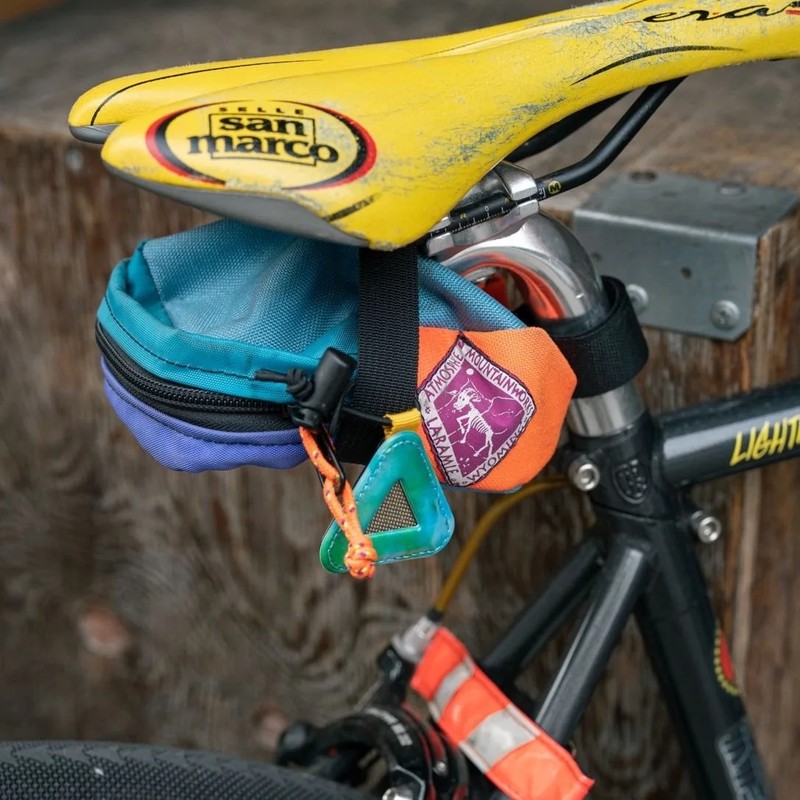 当日出荷可] BLUE LUG triangle reflector MINI earth dye [ブルーラグ]