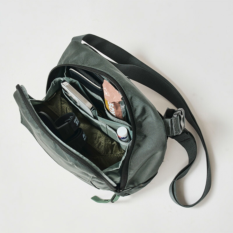 MYSTERY RANCH DISTRICT 4 Mineral Gray [ミステリーランチ]