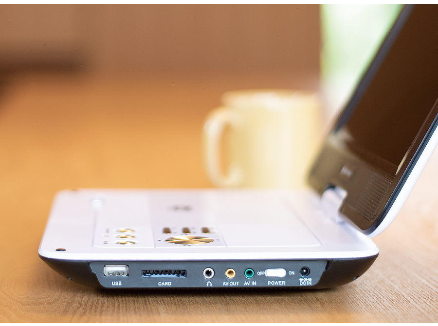 ポータブルDVDプレーヤー 10.1インチ 地デジ フルセグチューナー内蔵