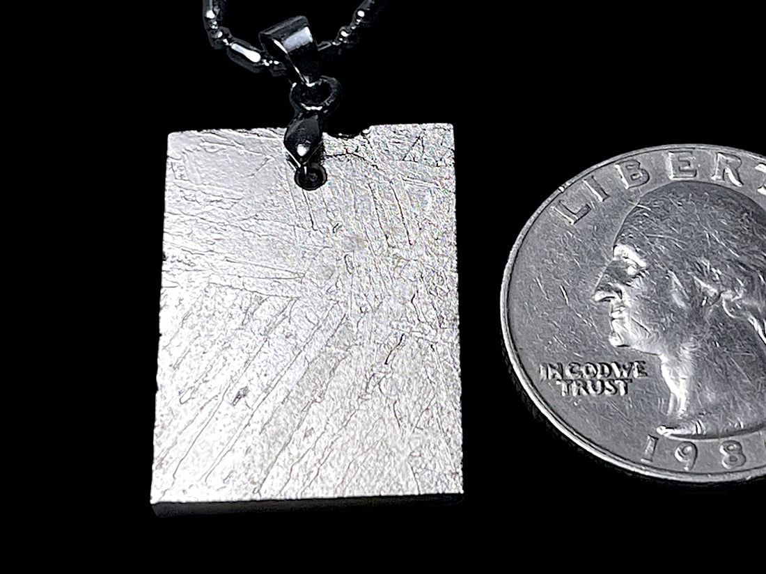 ギベオン隕石 (8.4g) ペンダントトップ / Gibeon Meteorite