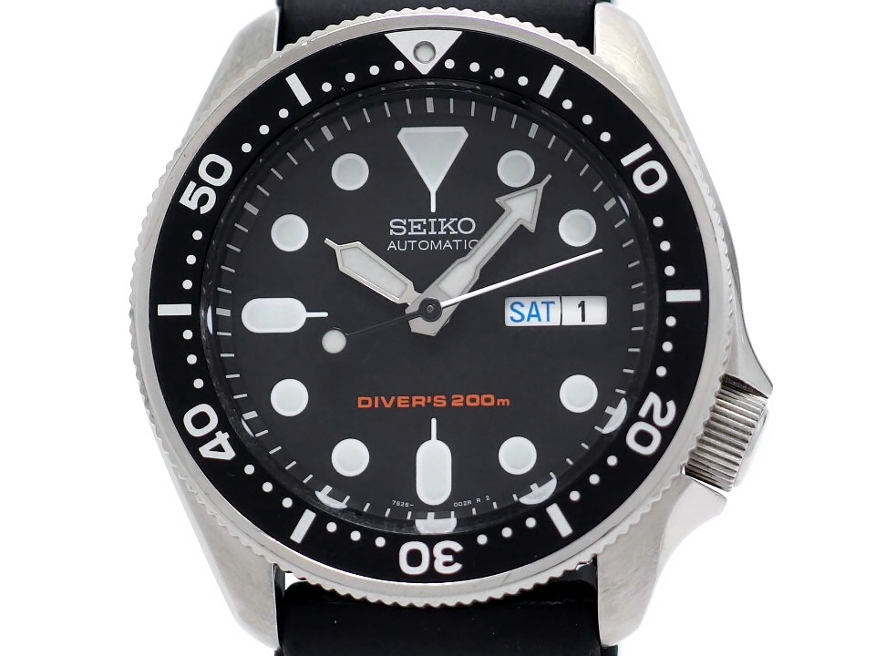 セイコー ダイバーズ 200m SKX007KC 7S26-0020 黒ベゼル 自動巻 逆輸入