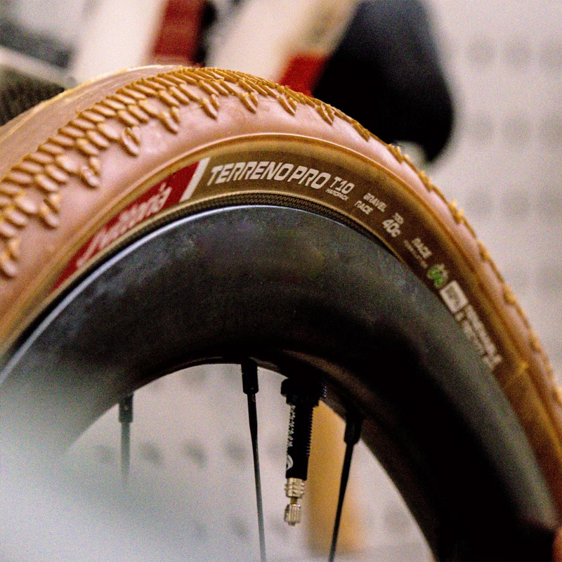 ビットリア Terreno PRO T10 hardpack TLR チューブレスレディ 700×45C