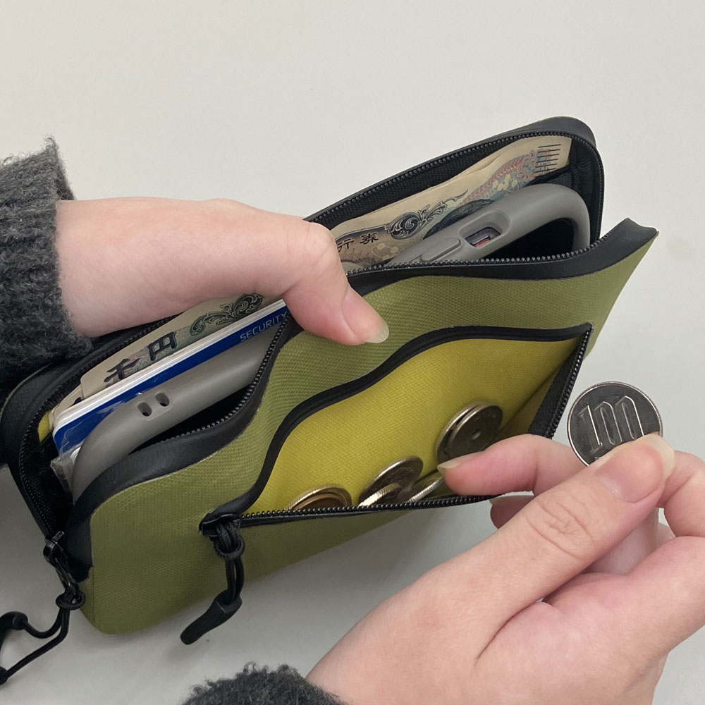 R250 防水スマートウォレットSL チャコールブラウン <即M