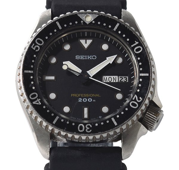 ☆SEIKO セイコー プロフェッショナル 200m ダイバー 7C43-6010