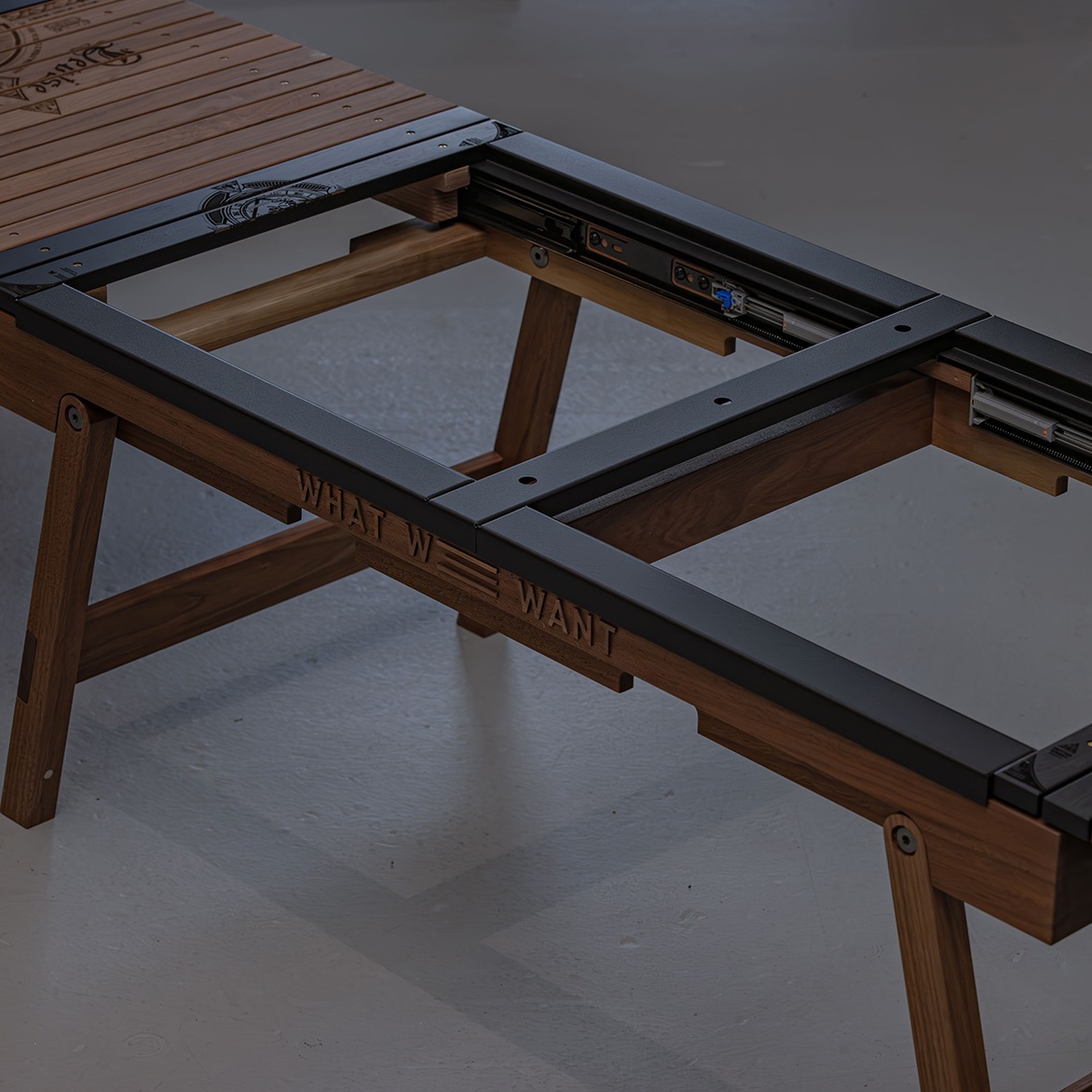 TSURAICHI KUROWAKU | DEVISE WORKS | キャンプ用品